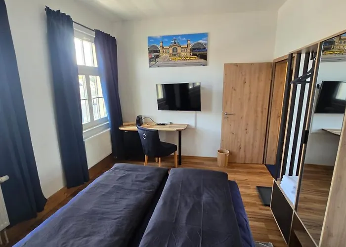 Gutenacht Bahnhof Weimar (Thuringia)