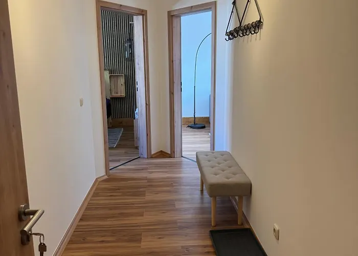 Gutenacht Bahnhof Konukevi